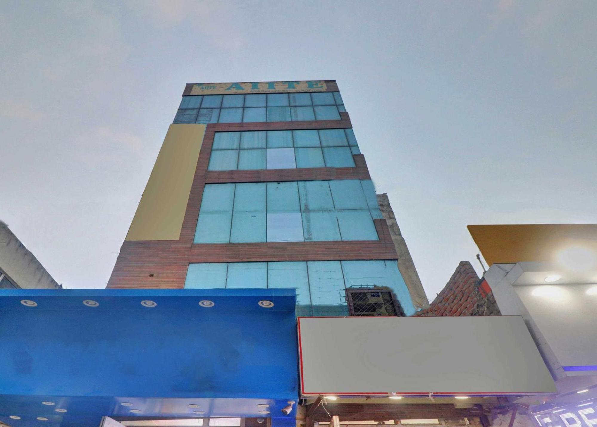 Super Capital O Moody Inn Delhi Zewnętrze zdjęcie