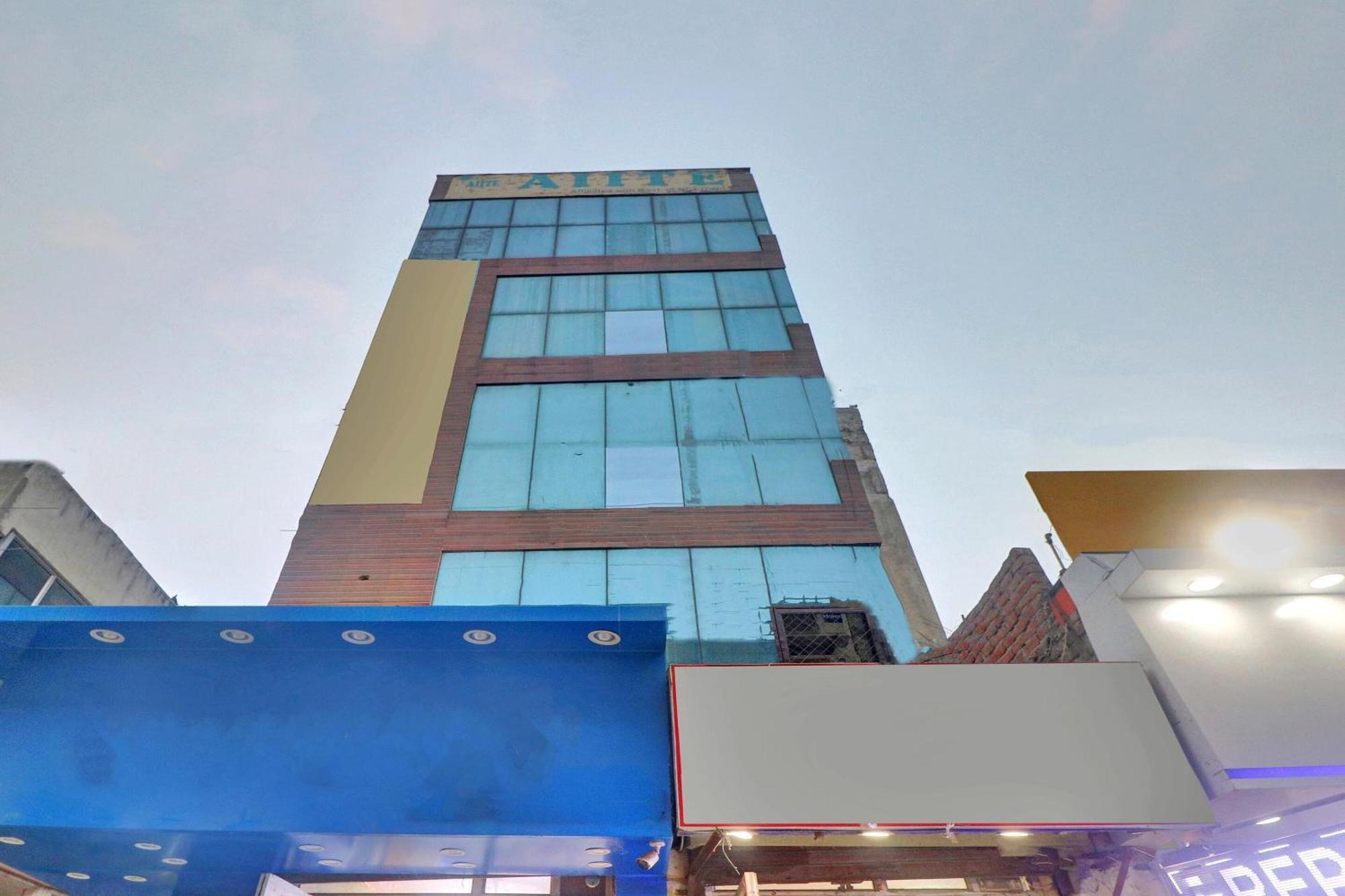 Super Capital O Moody Inn Delhi Zewnętrze zdjęcie