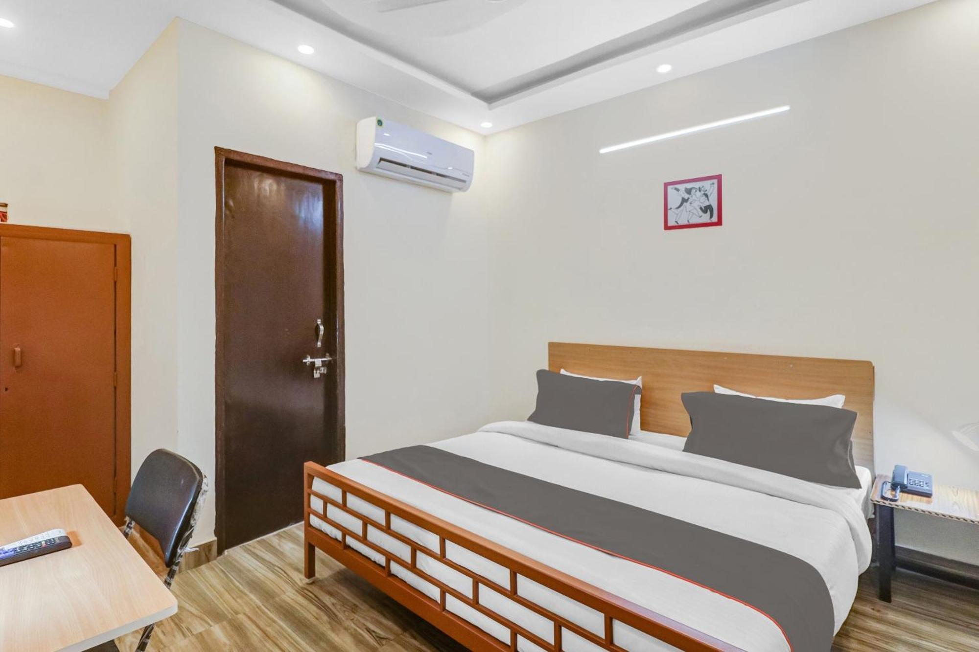 Super Capital O Moody Inn Delhi Zewnętrze zdjęcie